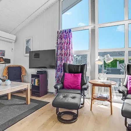 Beautiful Home In Sydals With Sauna Дом отдыха Skovby (Syddanmark)
